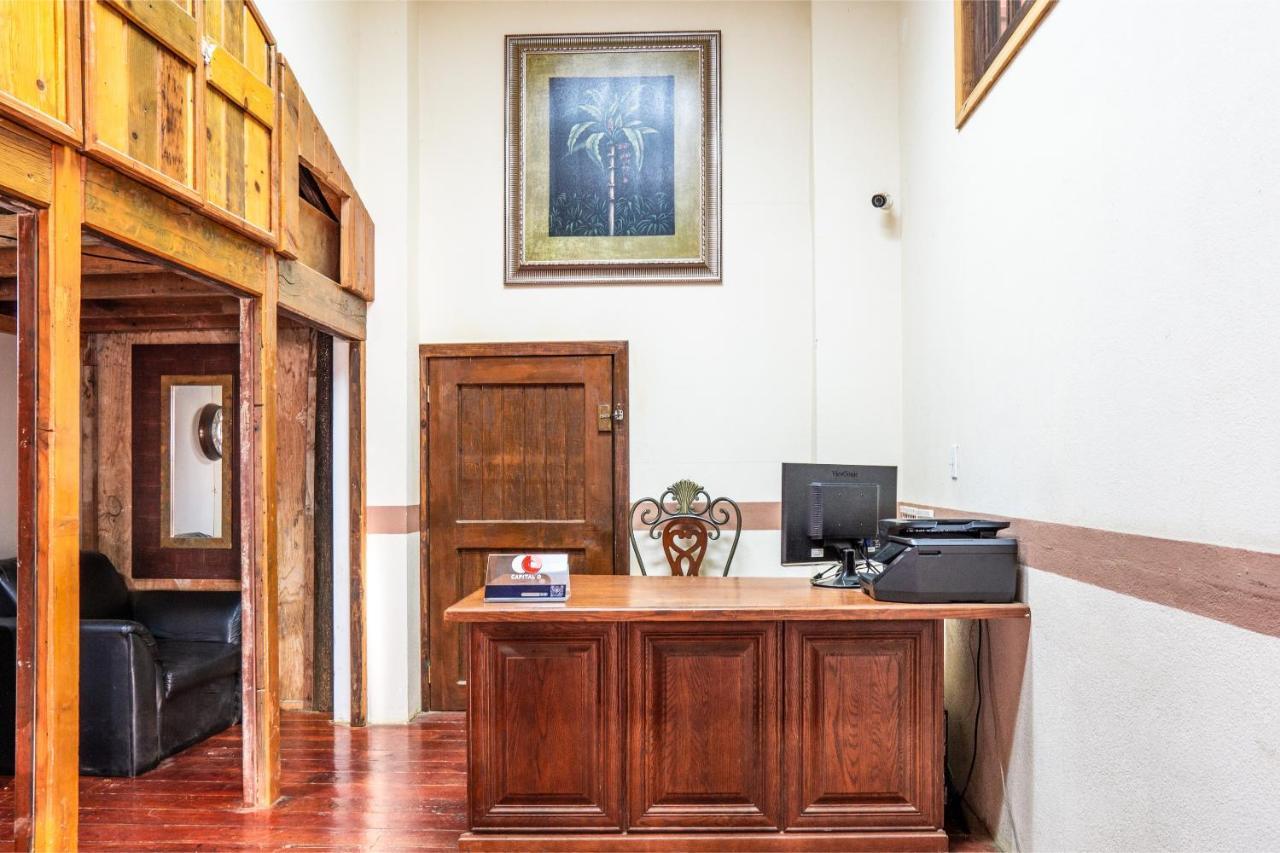 Capital O Hotel Villa Azura Tecate Eksteriør bilde