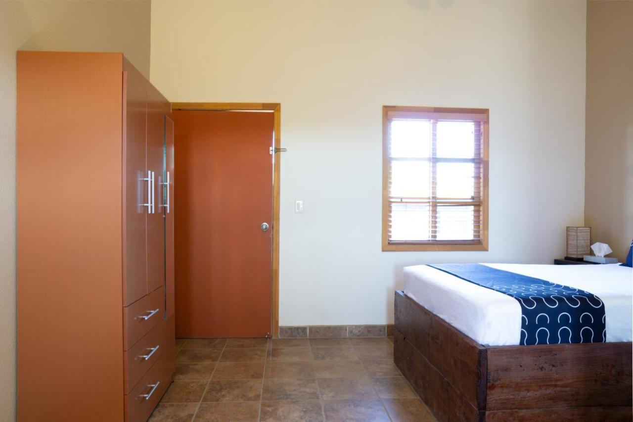 Capital O Hotel Villa Azura Tecate Eksteriør bilde